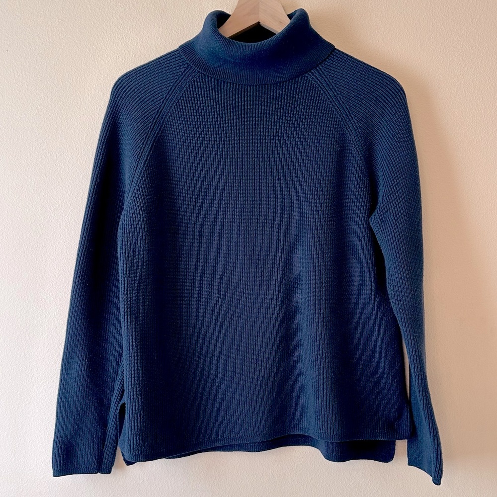 Title Nine Offsite Synergy Turtleneck Sweater Navy Blue S